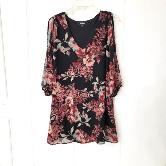 Lulus Dresses & Skirts - LuLu's Black Floral Chiffon Dress